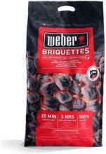 Load image into Gallery viewer, Weber Classic Kettle barbecue au charbon de bois, surface de cuisson Ø 57cm, barbecue avec couvercle et cuve en acier emaillé, thermomètre intégré au couvercle, trépied et roues - Noir (1341504)