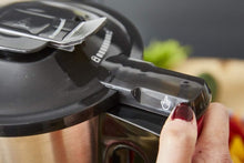 Load image into Gallery viewer, Senya SYCP-HB008R Cook &amp; Ice V3 Red Stainless Steel Heated Blender, Soup Blender/Milled Soup, Steaming, Crushed Ice Smoothies, 1, 5L, 1400W, SYCP-HB008R