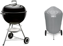 Load image into Gallery viewer, Weber Classic Kettle barbecue au charbon de bois, surface de cuisson Ø 57cm, barbecue avec couvercle et cuve en acier emaillé, thermomètre intégré au couvercle, trépied et roues - Noir (1341504)