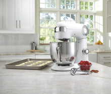 Load image into Gallery viewer, Cuisinart SMD-50BC Precision Pro Mélangeur numérique sur pied de 5,5 litres, métal, doublure argentée